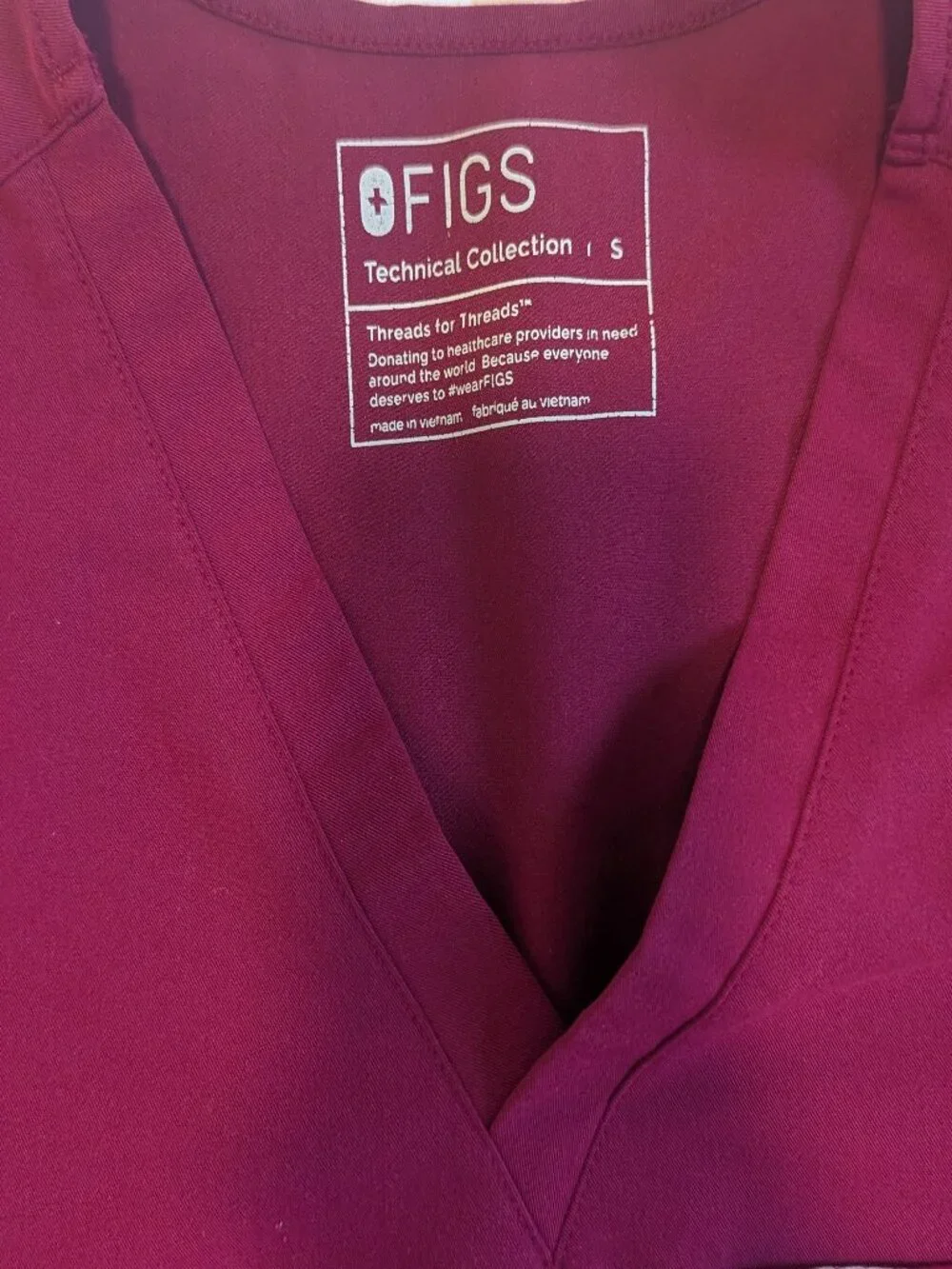 Pink Figs scrubs - Picture 1 of 6